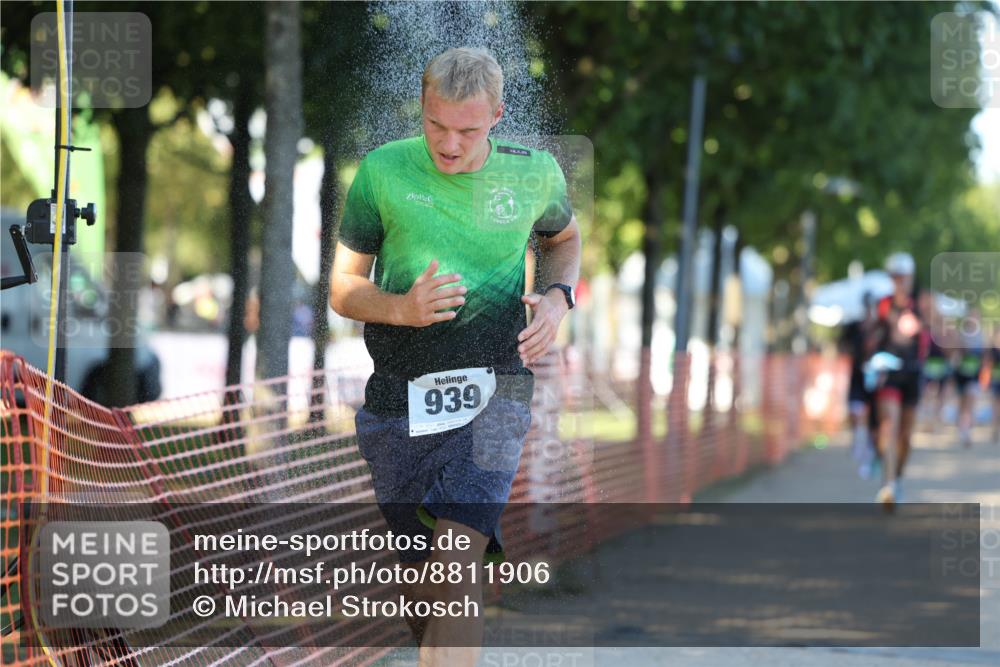07.09.2025 - 19. Norderstedt Triathlon Michael Strokosch http://msf.ph/oto/8811906 07.09.2025 16:19:40 Laufen 415, 505, 939, 1049, 1403 meine-sportfotos.de