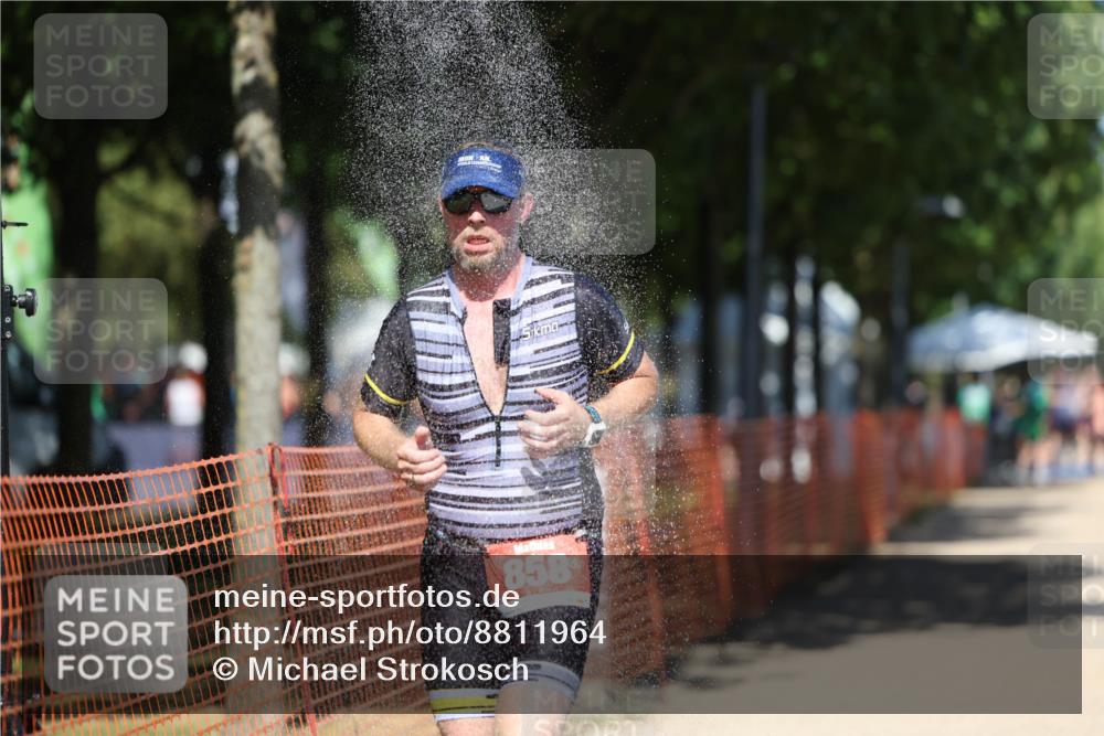 07.09.2025 - 19. Norderstedt Triathlon Michael Strokosch http://msf.ph/oto/8811964 07.09.2025 13:29:00 Laufen 179, 706, 858 meine-sportfotos.de