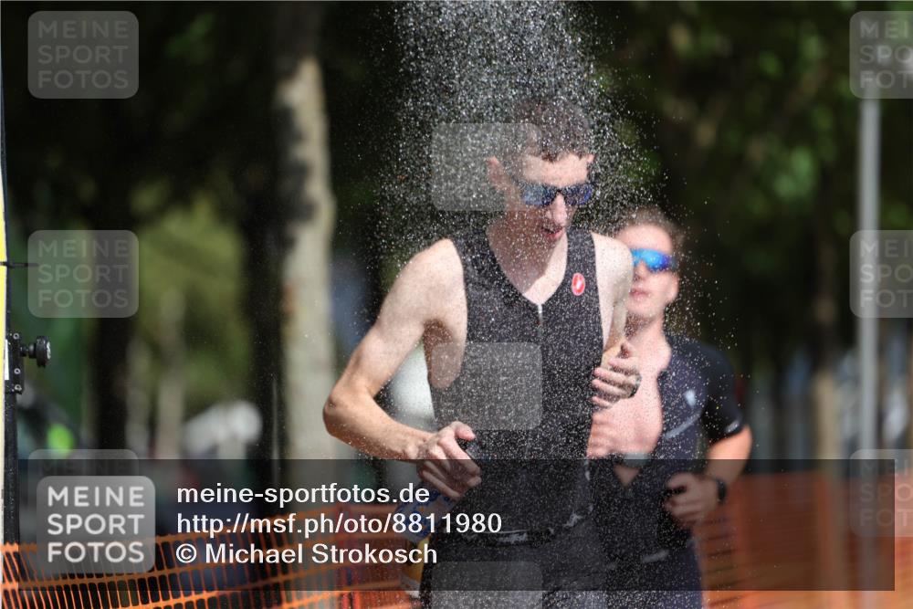 07.09.2025 - 19. Norderstedt Triathlon Michael Strokosch http://msf.ph/oto/8811980 07.09.2025 11:41:05 Laufen 1198, 1200 meine-sportfotos.de
