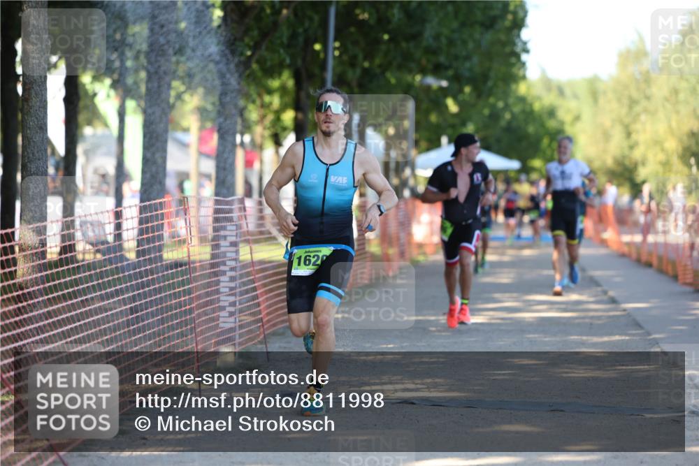 07.09.2025 - 19. Norderstedt Triathlon Michael Strokosch http://msf.ph/oto/8811998 07.09.2025 16:19:58 Laufen 546, 873, 1079, 1097, 1553, 1592, 1620 meine-sportfotos.de