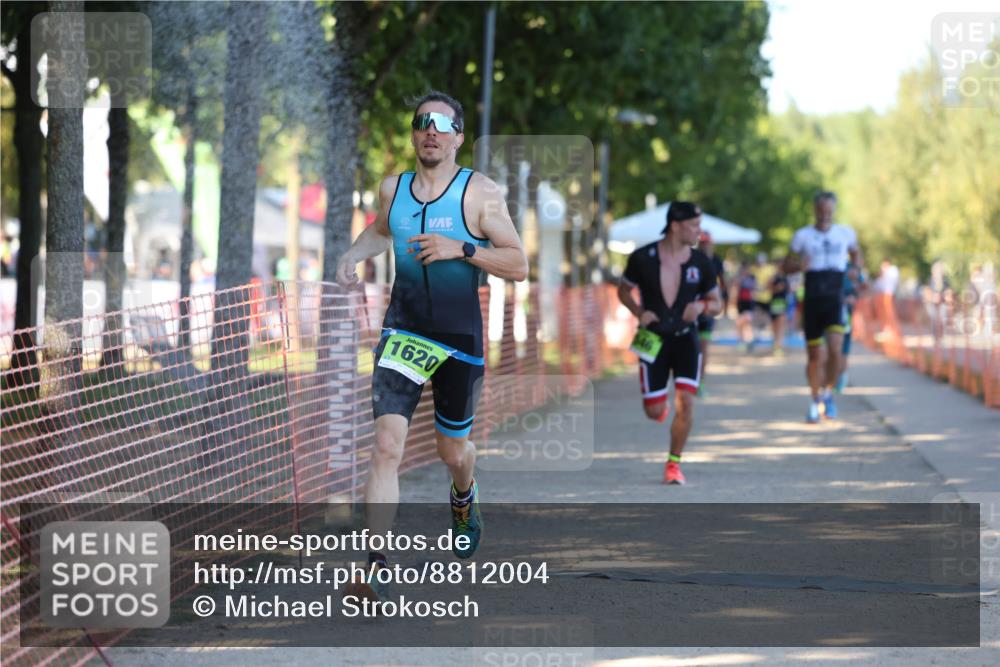 07.09.2025 - 19. Norderstedt Triathlon Michael Strokosch http://msf.ph/oto/8812004 07.09.2025 16:19:58 Laufen 546, 873, 1079, 1097, 1553, 1592, 1620 meine-sportfotos.de