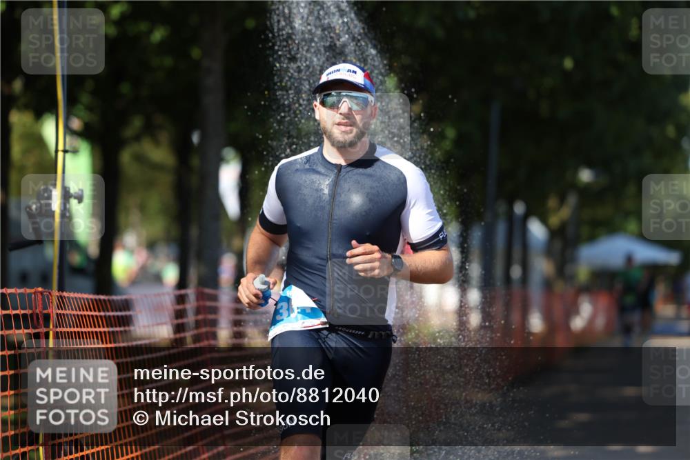 07.09.2025 - 19. Norderstedt Triathlon Michael Strokosch http://msf.ph/oto/8812040 07.09.2025 15:22:38 Laufen 364, 1501 meine-sportfotos.de
