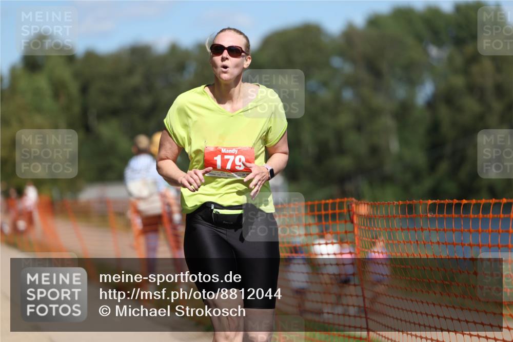 07.09.2025 - 19. Norderstedt Triathlon Michael Strokosch http://msf.ph/oto/8812044 07.09.2025 13:29:03 Laufen 179, 706, 858 meine-sportfotos.de