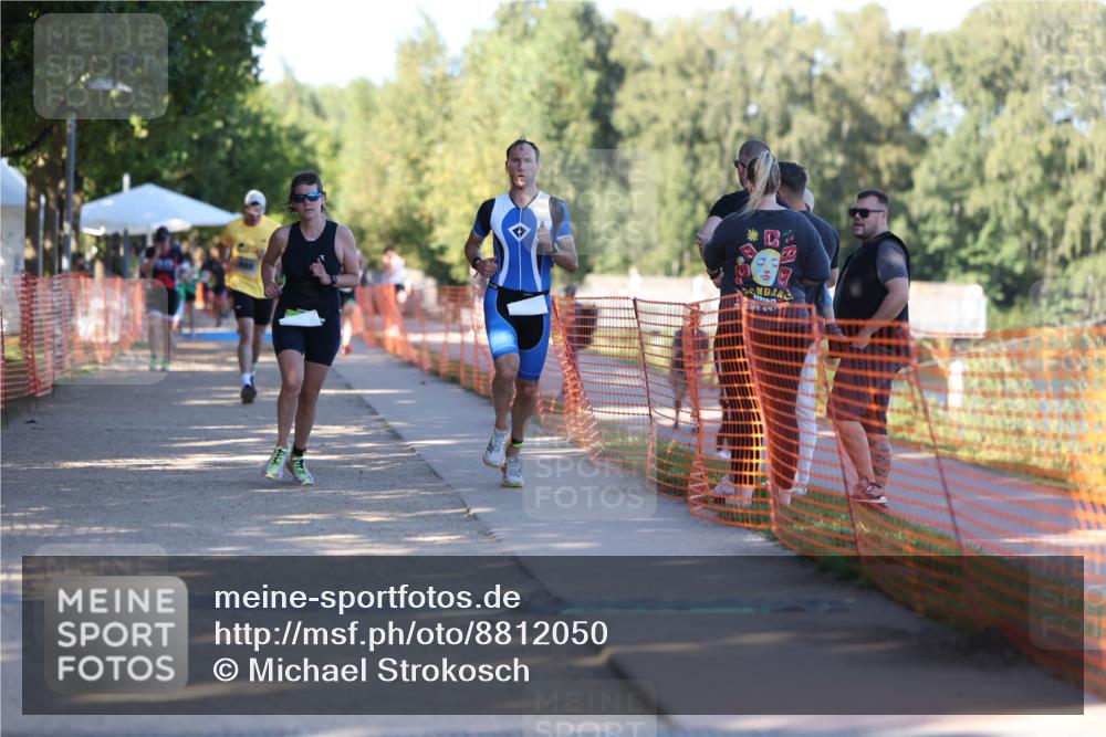 07.09.2025 - 19. Norderstedt Triathlon Michael Strokosch http://msf.ph/oto/8812050 07.09.2025 16:20:11 Laufen 949, 1043, 1564 meine-sportfotos.de