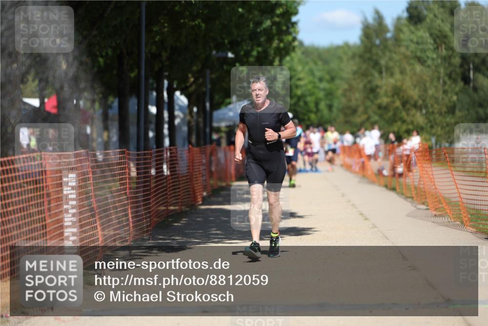 07.09.2025 - 19. Norderstedt Triathlon Michael Strokosch http://msf.ph/oto/8812059 07.09.2025 13:29:05 Laufen 179, 706 meine-sportfotos.de
