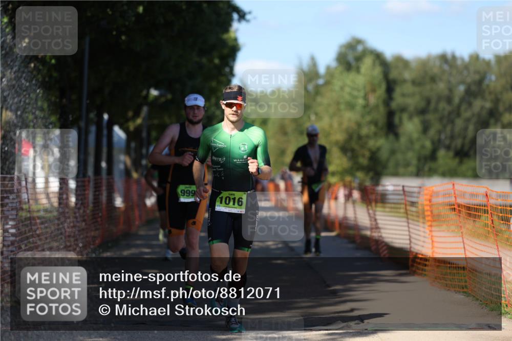 07.09.2025 - 19. Norderstedt Triathlon Michael Strokosch http://msf.ph/oto/8812071 07.09.2025 15:22:47 Laufen 1000, 1431, 1462 meine-sportfotos.de