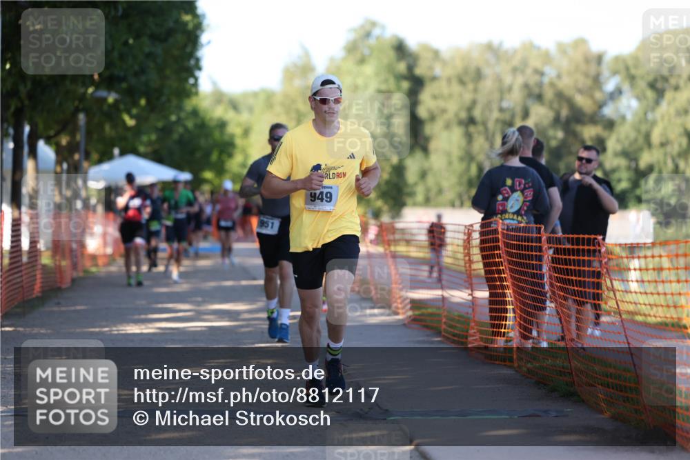 07.09.2025 - 19. Norderstedt Triathlon Michael Strokosch http://msf.ph/oto/8812117 07.09.2025 16:20:17 Laufen 949, 951, 1043, 1550, 1564 meine-sportfotos.de