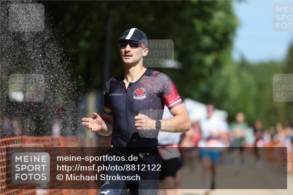 07.09.2025 - 19. Norderstedt Triathlon Michael Strokosch http://msf.ph/oto/8812122 07.09.2025 12:50:44 Laufen 182, 792, 803, 1220, 1293, 1378 meine-sportfotos.de