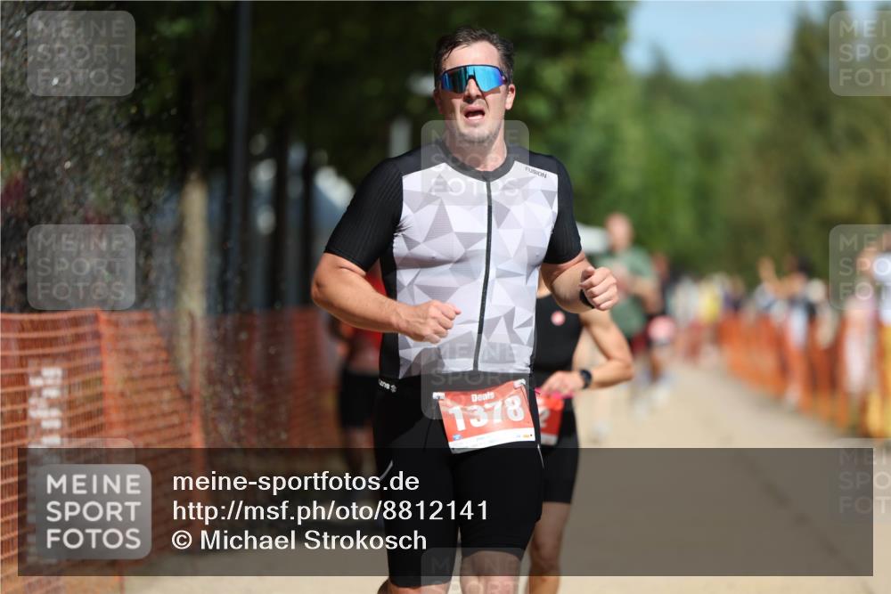 07.09.2025 - 19. Norderstedt Triathlon Michael Strokosch http://msf.ph/oto/8812141 07.09.2025 12:50:46 Laufen 182, 188, 792, 803, 1220, 1293, 1378 meine-sportfotos.de