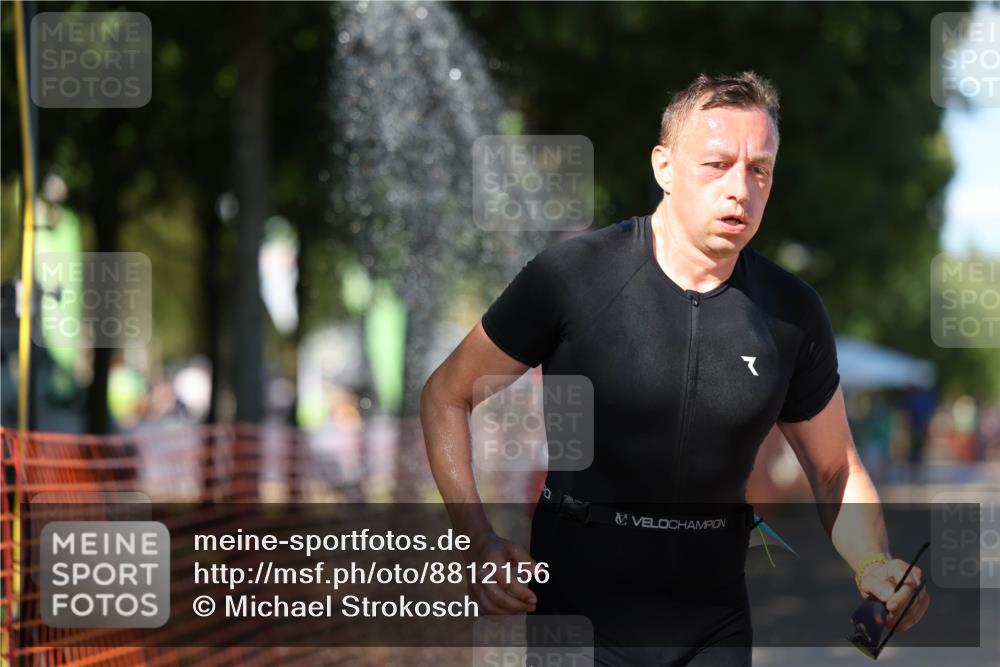 07.09.2025 - 19. Norderstedt Triathlon Michael Strokosch http://msf.ph/oto/8812156 07.09.2025 15:22:53 Laufen 1000, 1431, 1462 meine-sportfotos.de