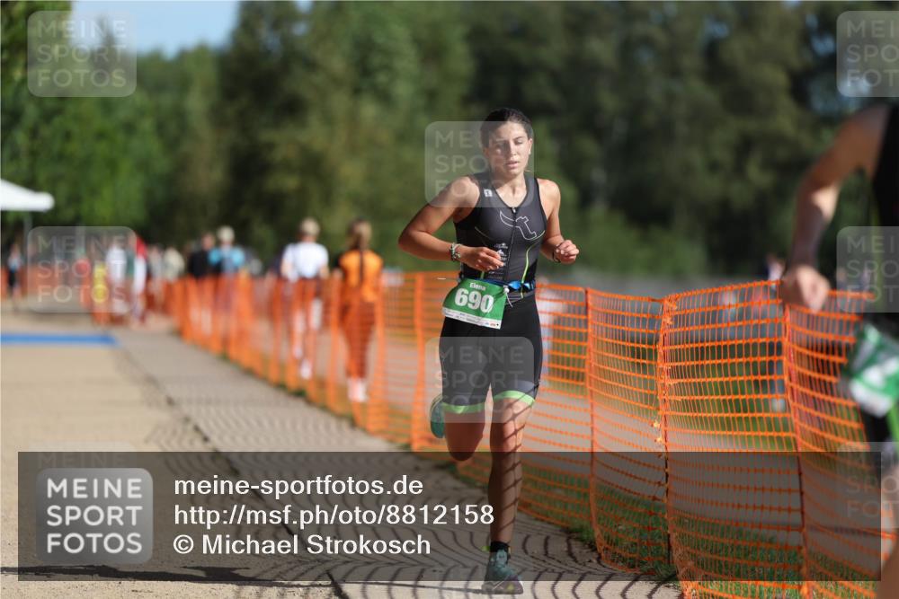 07.09.2025 - 19. Norderstedt Triathlon Michael Strokosch http://msf.ph/oto/8812158 07.09.2025 10:42:44 Laufen 112, 690 meine-sportfotos.de