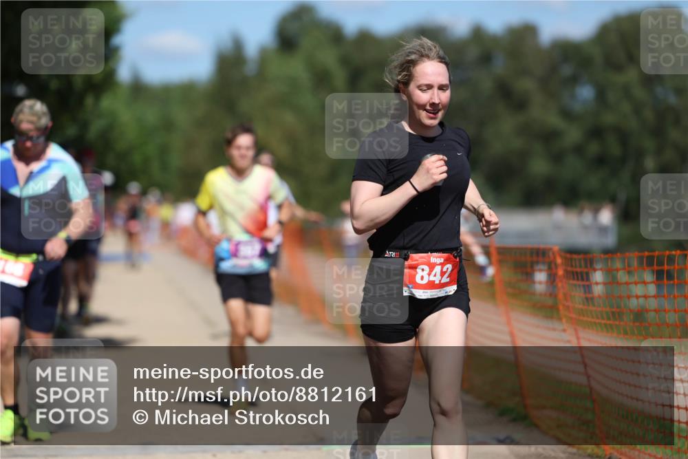 07.09.2025 - 19. Norderstedt Triathlon Michael Strokosch http://msf.ph/oto/8812161 07.09.2025 13:29:19 Laufen 166, 265, 266, 313, 345, 347, 357, 804, 842, 1270 meine-sportfotos.de