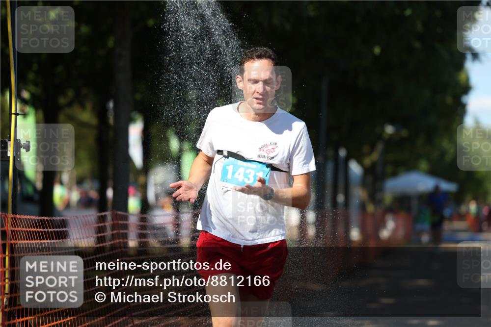 07.09.2025 - 19. Norderstedt Triathlon Michael Strokosch http://msf.ph/oto/8812166 07.09.2025 15:22:55 Laufen 1000, 1431, 1462 meine-sportfotos.de