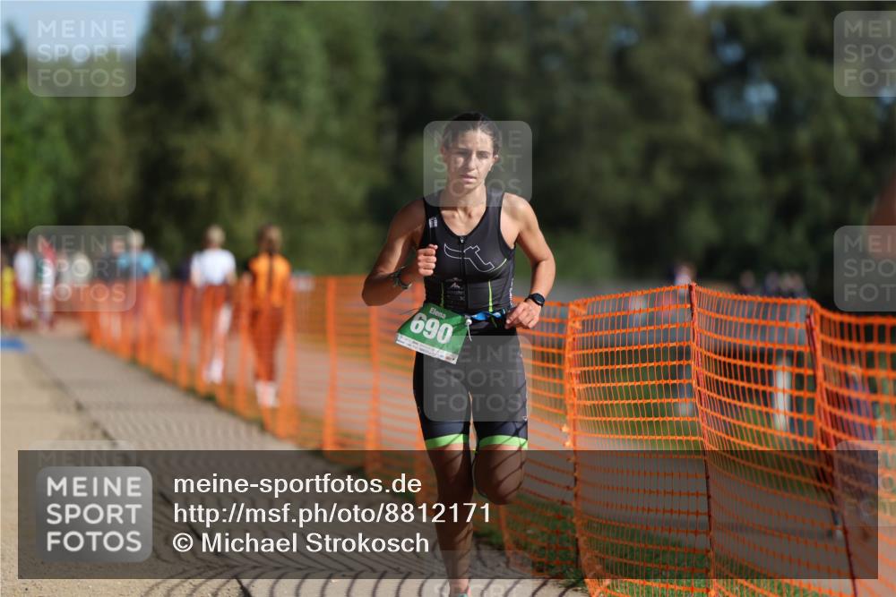 07.09.2025 - 19. Norderstedt Triathlon Michael Strokosch http://msf.ph/oto/8812171 07.09.2025 10:42:44 Laufen 112, 690 meine-sportfotos.de