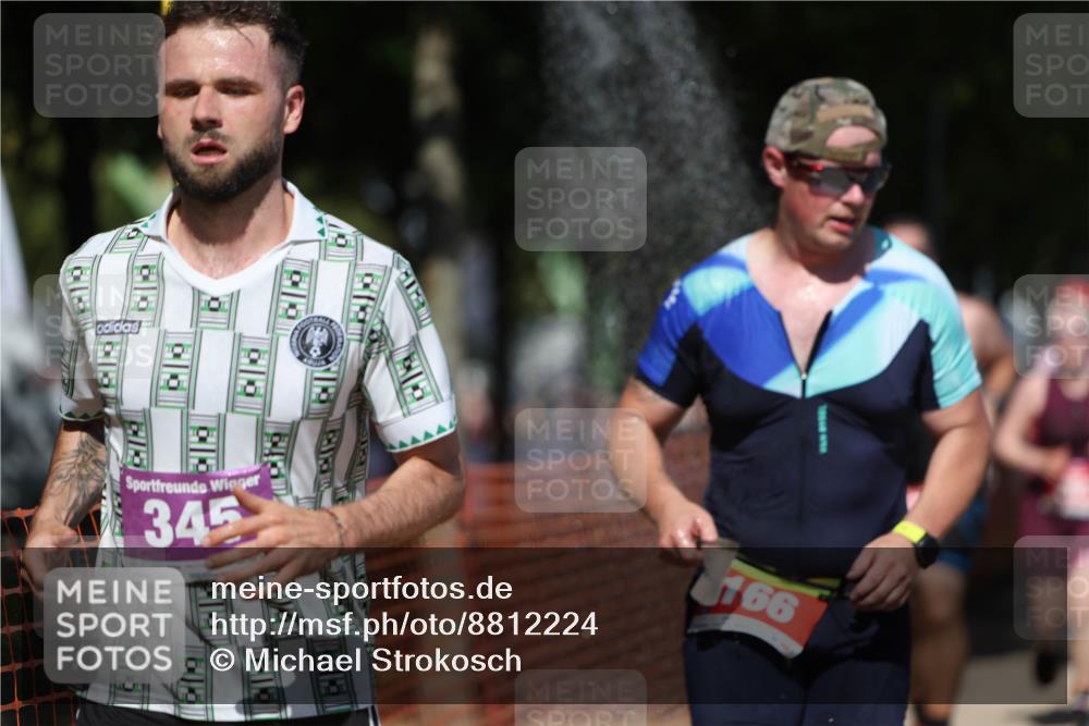 07.09.2025 - 19. Norderstedt Triathlon Michael Strokosch http://msf.ph/oto/8812224 07.09.2025 13:29:22 Laufen 166, 265, 266, 313, 345, 347, 357, 804, 842, 1270 meine-sportfotos.de