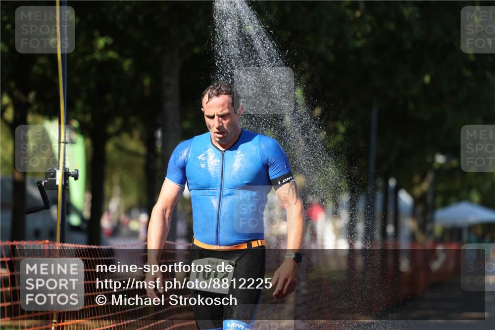 07.09.2025 - 19. Norderstedt Triathlon Michael Strokosch http://msf.ph/oto/8812225 07.09.2025 15:23:06 Laufen 1012 meine-sportfotos.de