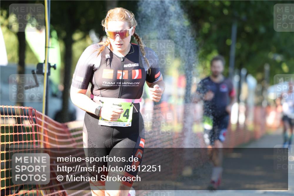 07.09.2025 - 19. Norderstedt Triathlon Michael Strokosch http://msf.ph/oto/8812251 07.09.2025 16:20:42 Laufen 493, 498, 870, 955, 956, 1071, 1074, 1087, 1427 meine-sportfotos.de