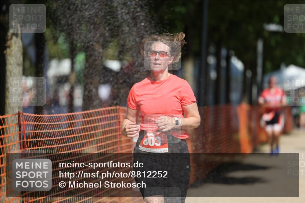 07.09.2025 - 19. Norderstedt Triathlon Michael Strokosch http://msf.ph/oto/8812252 07.09.2025 12:50:51 Laufen 188, 739, 792, 803, 1220 meine-sportfotos.de