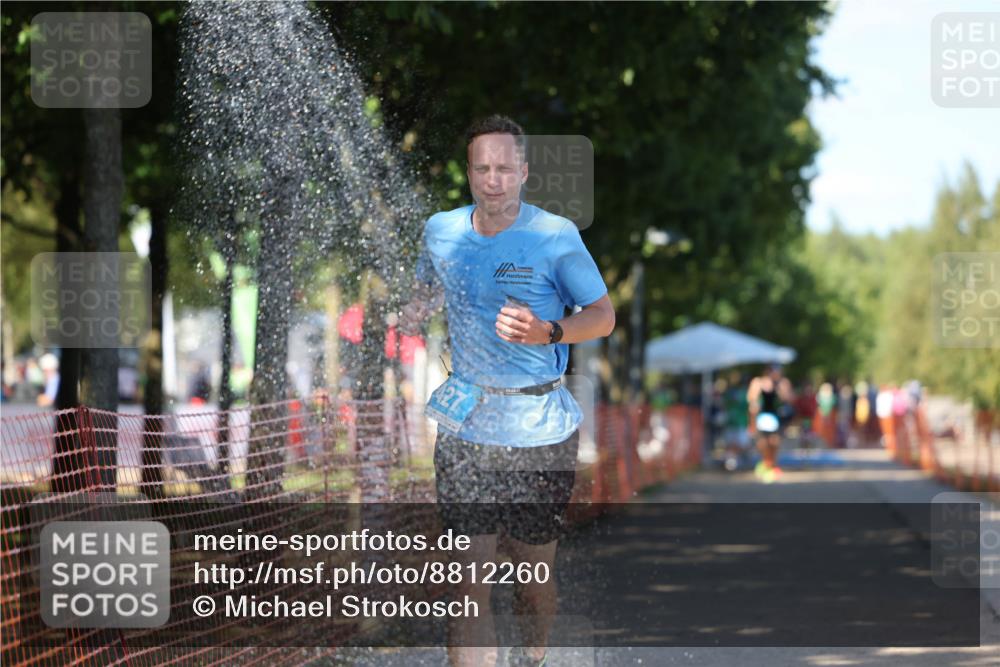 07.09.2025 - 19. Norderstedt Triathlon Michael Strokosch http://msf.ph/oto/8812260 07.09.2025 15:23:27 Laufen 427 meine-sportfotos.de