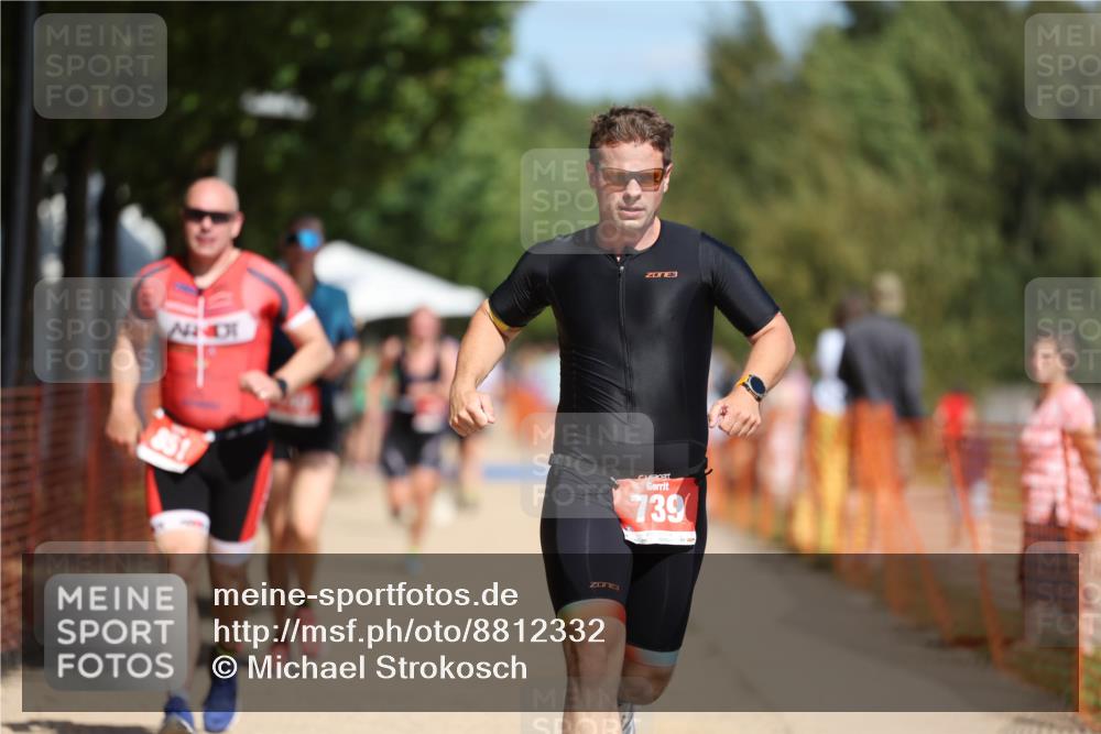 07.09.2025 - 19. Norderstedt Triathlon Michael Strokosch http://msf.ph/oto/8812332 07.09.2025 12:50:57 Laufen 140, 188, 739, 851, 1224 meine-sportfotos.de