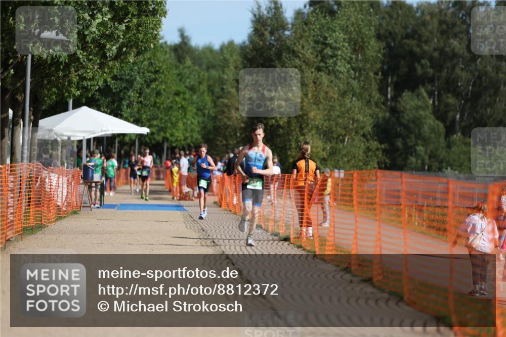 07.09.2025 - 19. Norderstedt Triathlon Michael Strokosch http://msf.ph/oto/8812372 07.09.2025 10:43:18 Laufen 684 meine-sportfotos.de