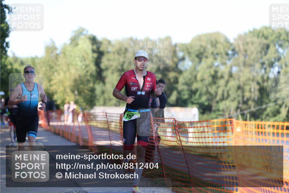07.09.2025 - 19. Norderstedt Triathlon Michael Strokosch http://msf.ph/oto/8812404 07.09.2025 16:21:07 Laufen 510, 521, 1069, 1075, 1088, 1409, 1573, 1603, 1630 meine-sportfotos.de