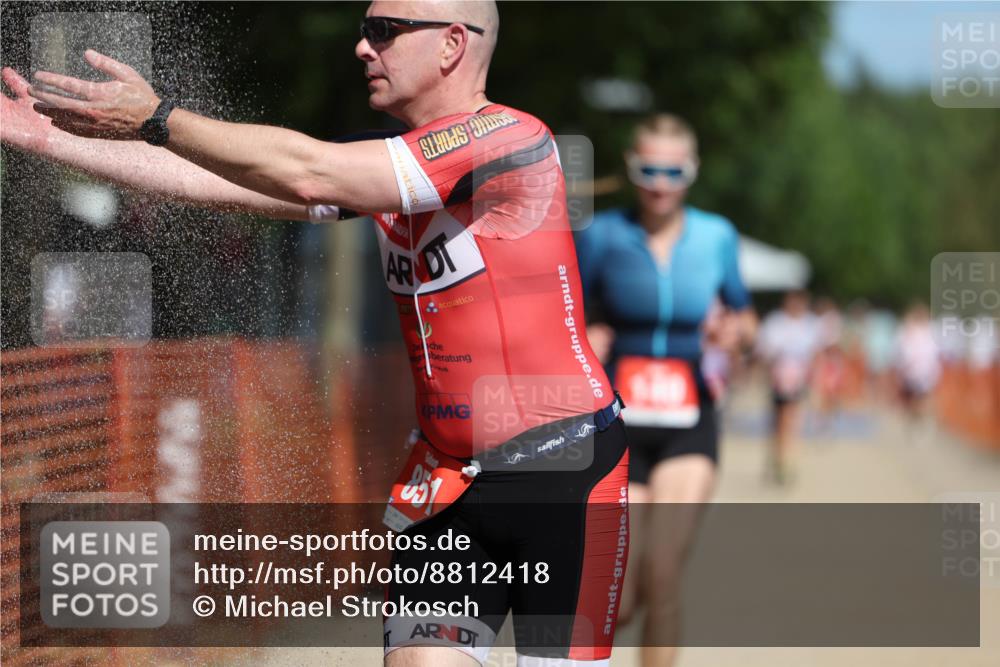 07.09.2025 - 19. Norderstedt Triathlon Michael Strokosch http://msf.ph/oto/8812418 07.09.2025 12:51:01 Laufen 140, 739, 851, 1224 meine-sportfotos.de