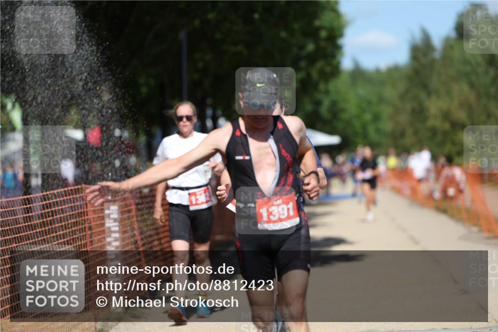 07.09.2025 - 19. Norderstedt Triathlon Michael Strokosch http://msf.ph/oto/8812423 07.09.2025 13:29:35 Laufen 159, 1345, 1362, 1391 meine-sportfotos.de
