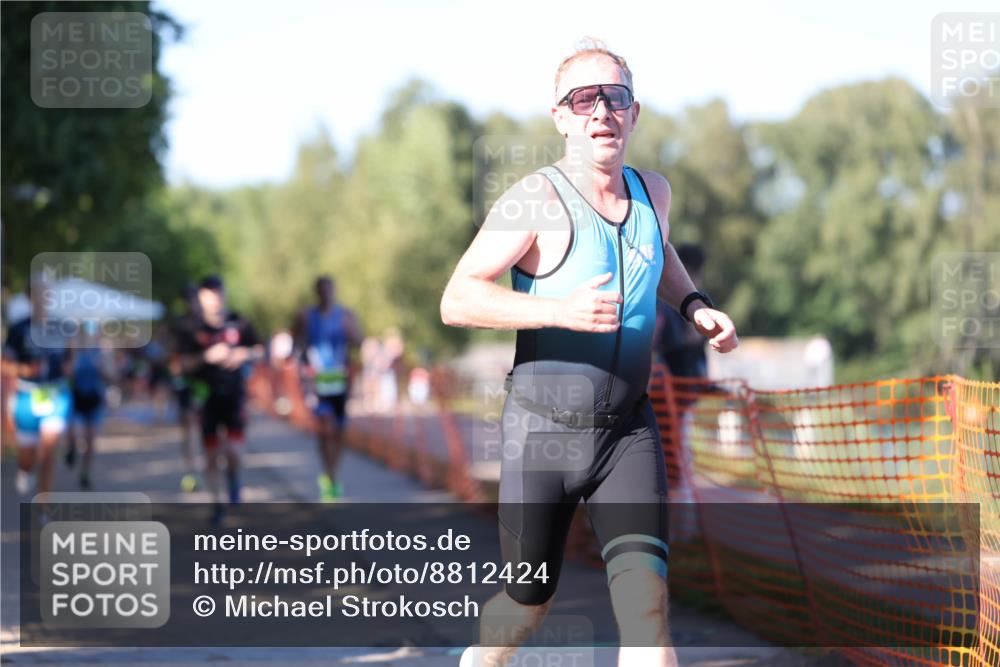 07.09.2025 - 19. Norderstedt Triathlon Michael Strokosch http://msf.ph/oto/8812424 07.09.2025 16:21:09 Laufen 510, 521, 1075, 1573, 1603, 1630 meine-sportfotos.de