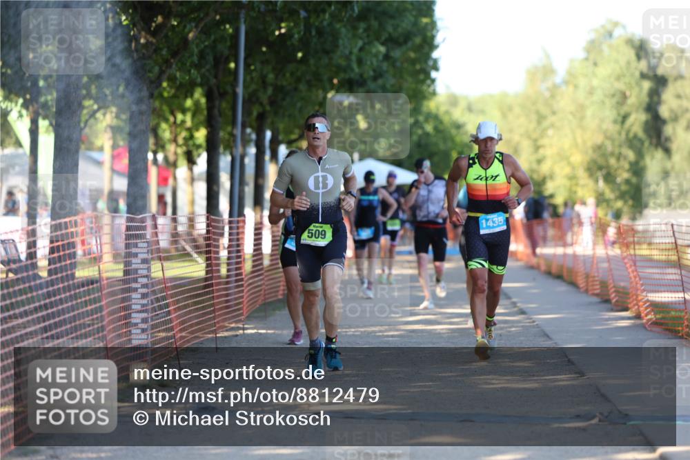 07.09.2025 - 19. Norderstedt Triathlon Michael Strokosch http://msf.ph/oto/8812479 07.09.2025 16:21:24 Laufen 387, 509, 1103, 1435, 1618 meine-sportfotos.de