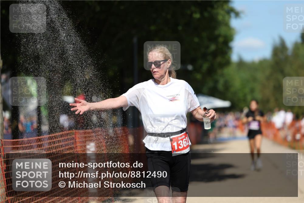 07.09.2025 - 19. Norderstedt Triathlon Michael Strokosch http://msf.ph/oto/8812490 07.09.2025 13:29:39 Laufen 321, 1345, 1362, 1391 meine-sportfotos.de
