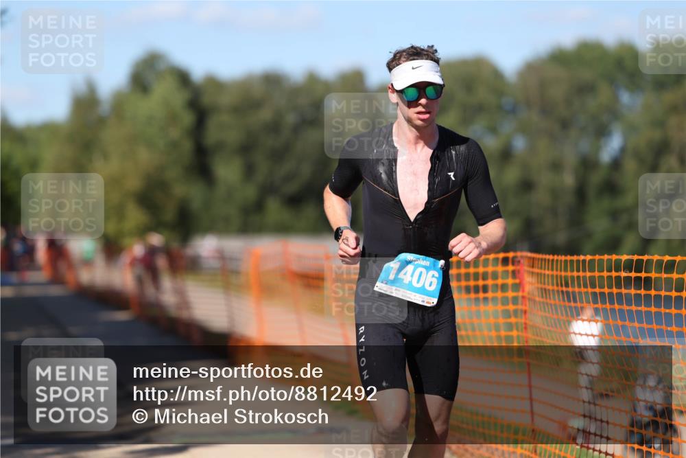 07.09.2025 - 19. Norderstedt Triathlon Michael Strokosch http://msf.ph/oto/8812492 07.09.2025 15:24:04 Laufen 363, 1025, 1406 meine-sportfotos.de