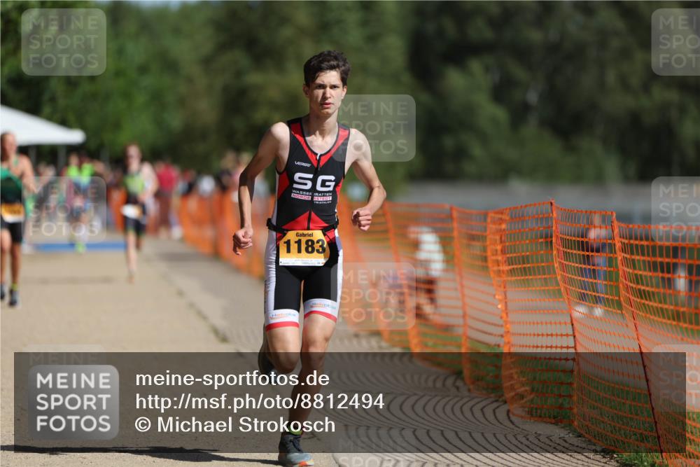 07.09.2025 - 19. Norderstedt Triathlon Michael Strokosch http://msf.ph/oto/8812494 07.09.2025 11:41:55 Laufen 1164, 1183, 1188 meine-sportfotos.de