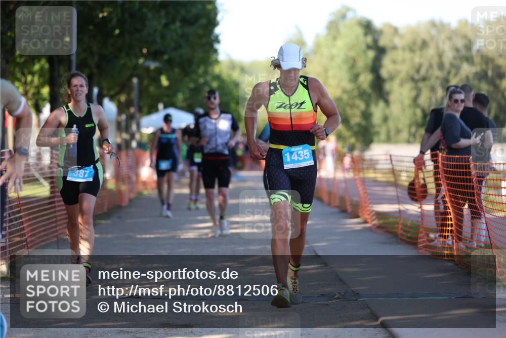 07.09.2025 - 19. Norderstedt Triathlon Michael Strokosch http://msf.ph/oto/8812506 07.09.2025 16:21:26 Laufen 387, 509, 1103, 1435, 1581, 1618 meine-sportfotos.de