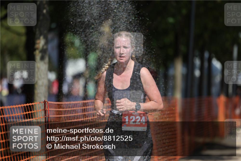 07.09.2025 - 19. Norderstedt Triathlon Michael Strokosch http://msf.ph/oto/8812525 07.09.2025 12:51:05 Laufen 140, 293, 738, 1224 meine-sportfotos.de