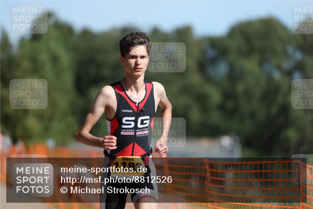 07.09.2025 - 19. Norderstedt Triathlon Michael Strokosch http://msf.ph/oto/8812526 07.09.2025 11:41:56 Laufen 1164, 1180, 1183, 1188 meine-sportfotos.de