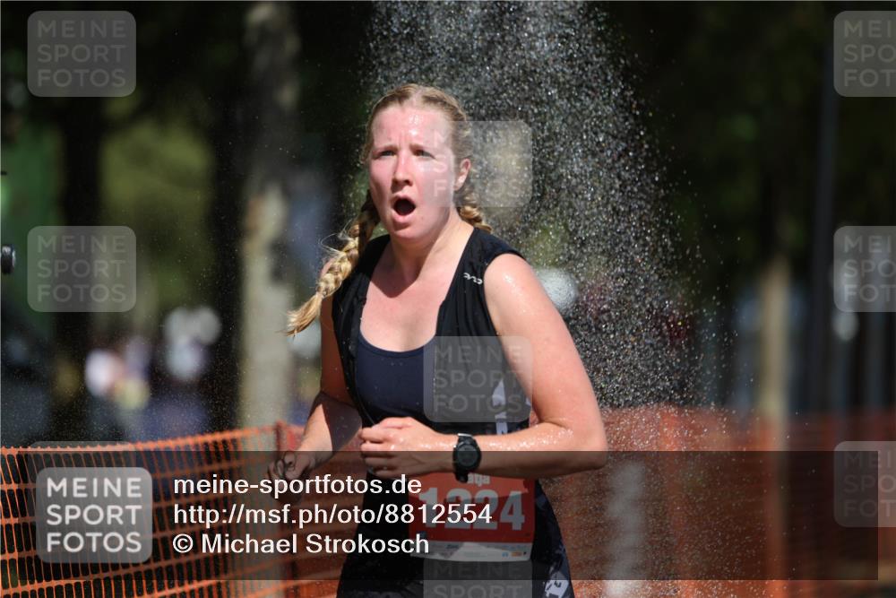 07.09.2025 - 19. Norderstedt Triathlon Michael Strokosch http://msf.ph/oto/8812554 07.09.2025 12:51:06 Laufen 140, 293, 738, 1224 meine-sportfotos.de