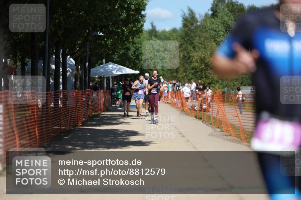 07.09.2025 - 19. Norderstedt Triathlon Michael Strokosch http://msf.ph/oto/8812579 07.09.2025 13:29:55 Laufen 315 meine-sportfotos.de