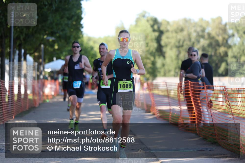 07.09.2025 - 19. Norderstedt Triathlon Michael Strokosch http://msf.ph/oto/8812588 07.09.2025 16:21:41 Laufen 365, 490, 504, 522, 541, 1089, 1411 meine-sportfotos.de