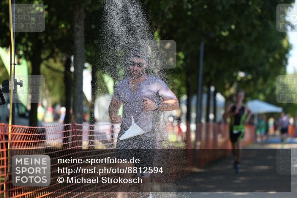 07.09.2025 - 19. Norderstedt Triathlon Michael Strokosch http://msf.ph/oto/8812594 07.09.2025 15:24:31 Laufen 872 meine-sportfotos.de