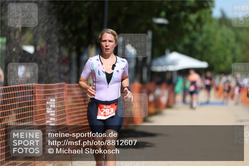 07.09.2025 - 19. Norderstedt Triathlon Michael Strokosch http://msf.ph/oto/8812607 07.09.2025 12:51:09 Laufen 293, 724, 738, 1224 meine-sportfotos.de