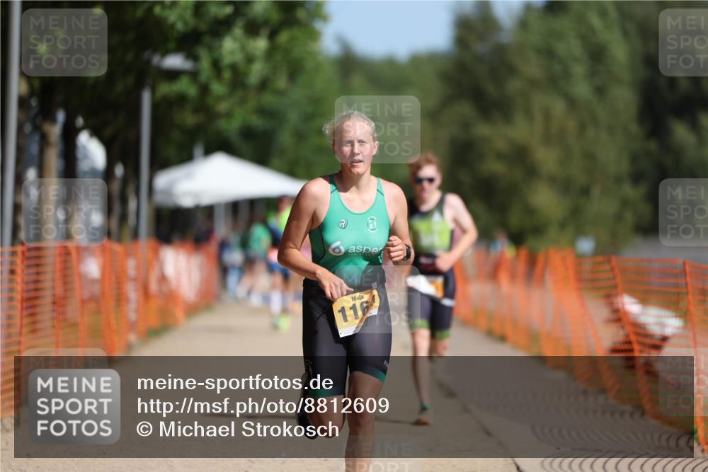 07.09.2025 - 19. Norderstedt Triathlon Michael Strokosch http://msf.ph/oto/8812609 07.09.2025 11:42:01 Laufen 1164, 1180 meine-sportfotos.de