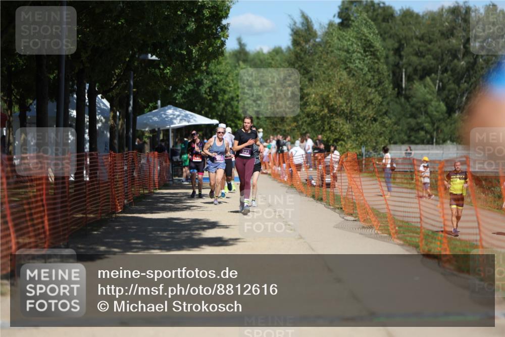 07.09.2025 - 19. Norderstedt Triathlon Michael Strokosch http://msf.ph/oto/8812616 07.09.2025 13:29:55 Laufen 315 meine-sportfotos.de