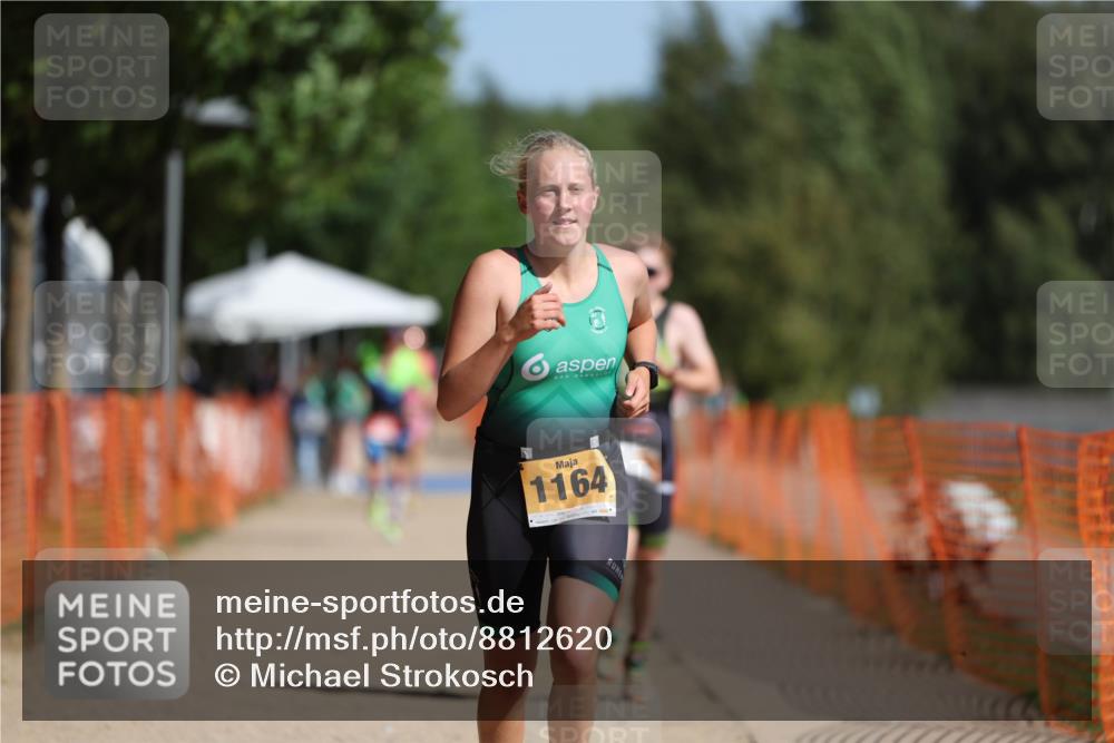 07.09.2025 - 19. Norderstedt Triathlon Michael Strokosch http://msf.ph/oto/8812620 07.09.2025 11:42:01 Laufen 1164, 1180 meine-sportfotos.de