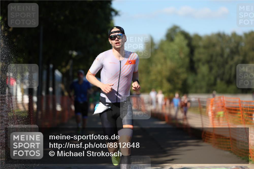 07.09.2025 - 19. Norderstedt Triathlon Michael Strokosch http://msf.ph/oto/8812648 07.09.2025 15:24:42 Laufen  meine-sportfotos.de