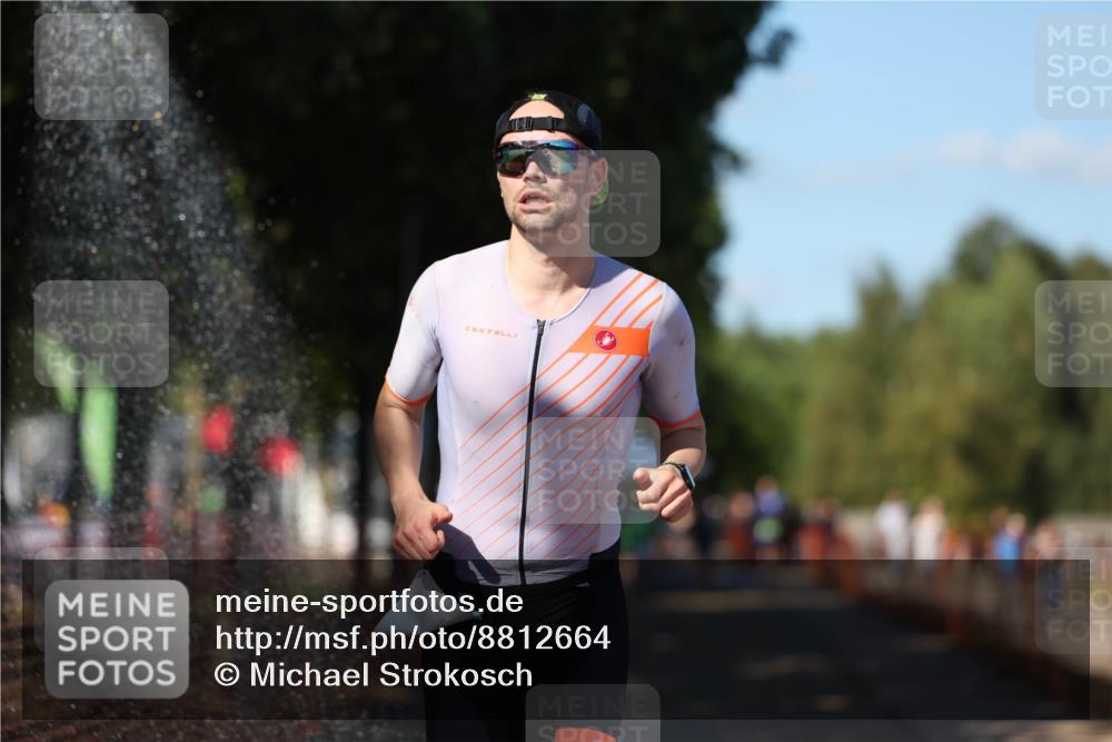 07.09.2025 - 19. Norderstedt Triathlon Michael Strokosch http://msf.ph/oto/8812664 07.09.2025 15:24:43 Laufen  meine-sportfotos.de