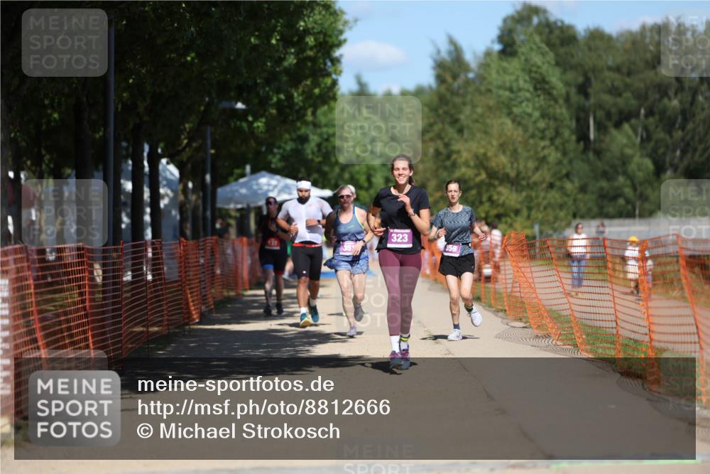 07.09.2025 - 19. Norderstedt Triathlon Michael Strokosch http://msf.ph/oto/8812666 07.09.2025 13:30:00 Laufen 193, 323, 351, 359 meine-sportfotos.de
