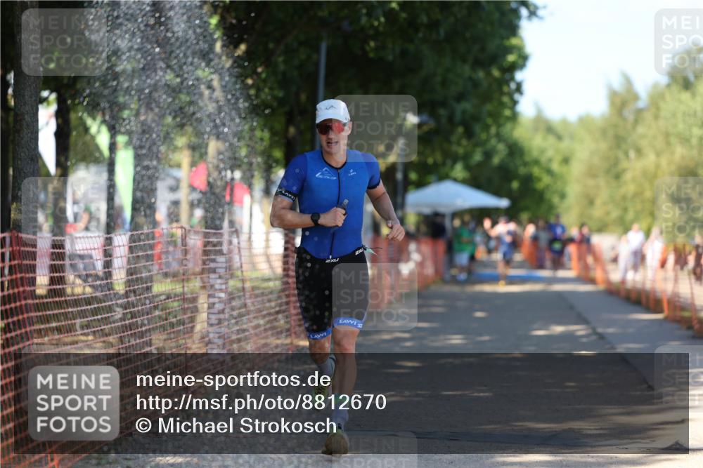 07.09.2025 - 19. Norderstedt Triathlon Michael Strokosch http://msf.ph/oto/8812670 07.09.2025 15:24:45 Laufen  meine-sportfotos.de