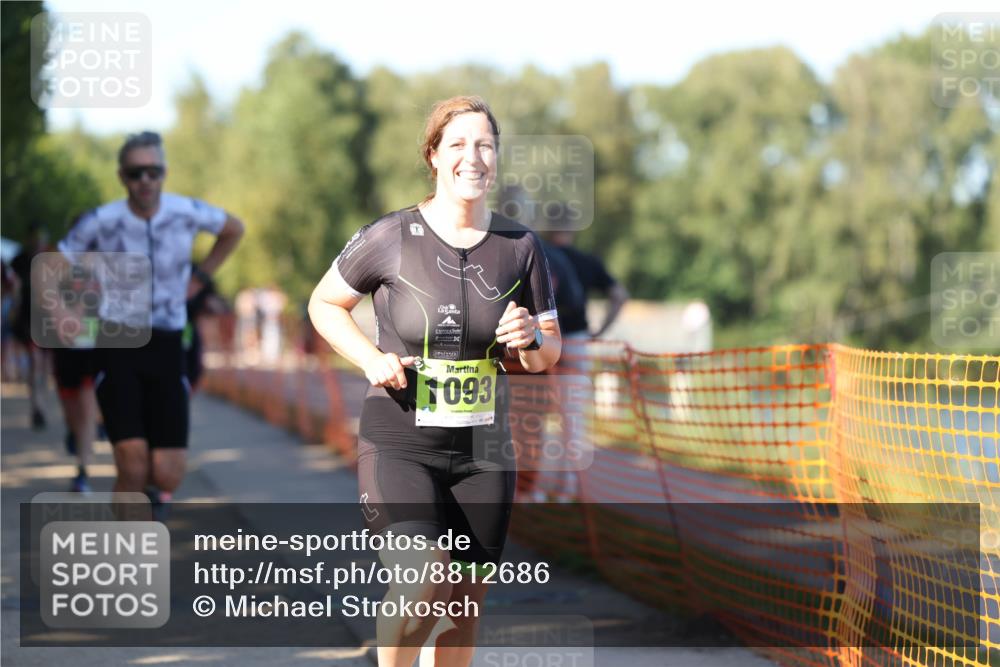 07.09.2025 - 19. Norderstedt Triathlon Michael Strokosch http://msf.ph/oto/8812686 07.09.2025 16:21:56 Laufen 396, 439, 491, 503, 547, 1072, 1077, 1093, 1407, 1470, 1494, 1569, 1609 meine-sportfotos.de