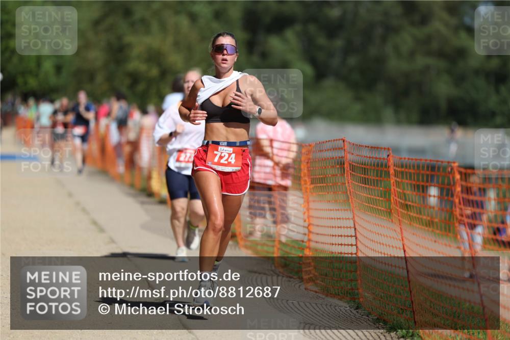 07.09.2025 - 19. Norderstedt Triathlon Michael Strokosch http://msf.ph/oto/8812687 07.09.2025 12:51:15 Laufen 273, 724, 738 meine-sportfotos.de